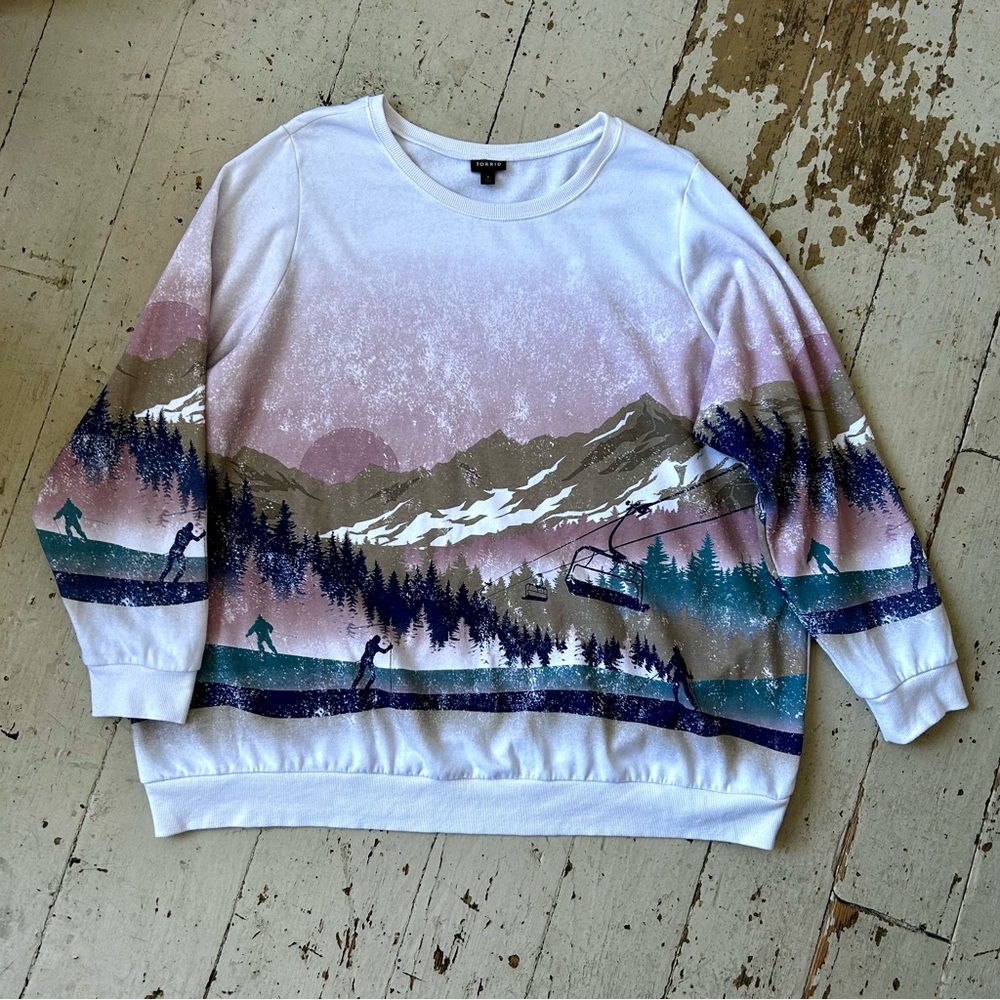 Torrid Skiers Ski Skiing Graphic  Print Sweatshirt Pullover